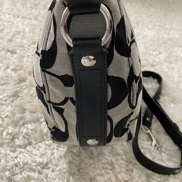 Coach Signature Collection Logo Fabric and Leather Hobo Handbag - Picture 4 of 12